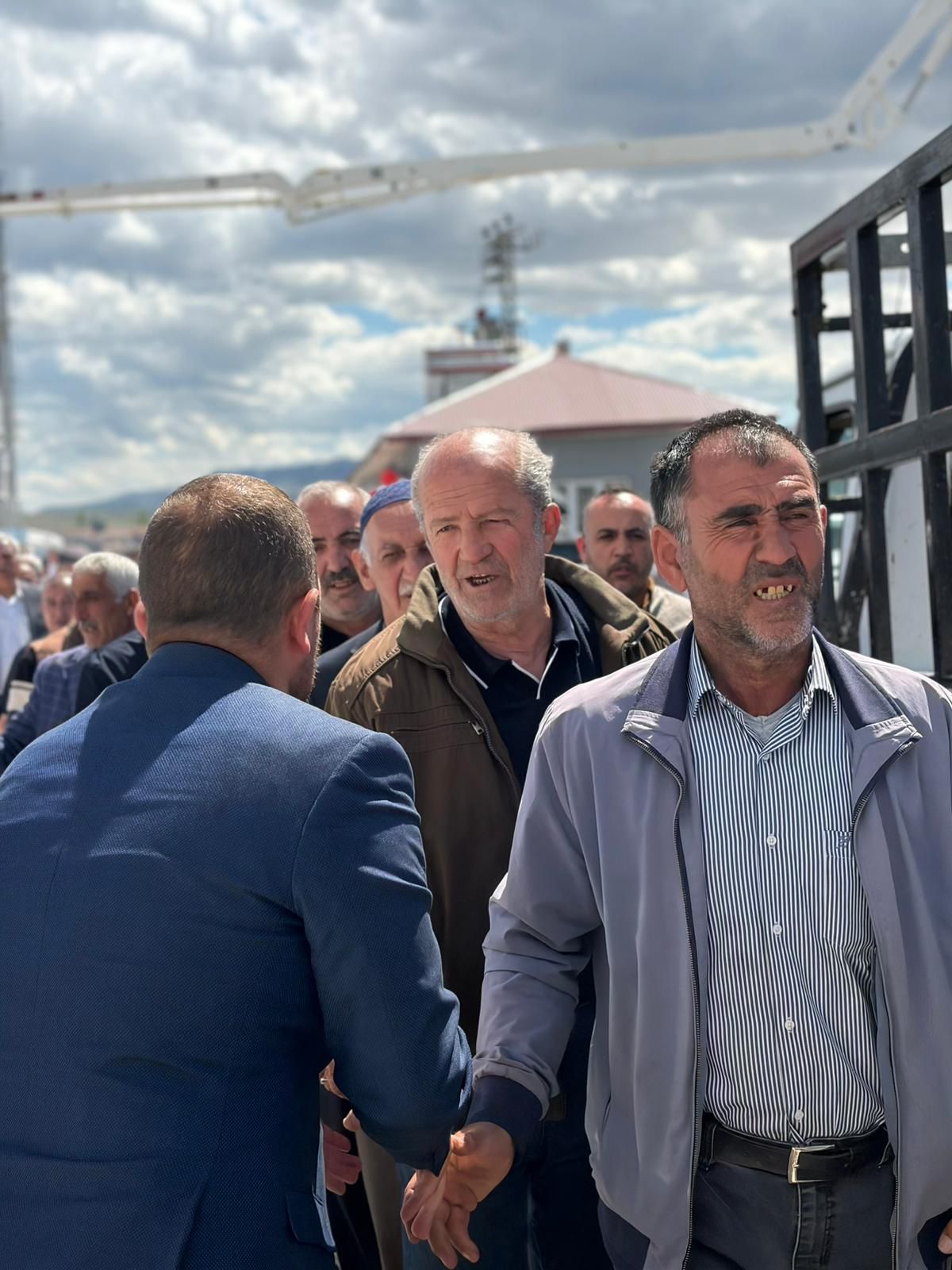 Şiyar Bahtiyar Eren’den Hınıs’a Değer Katan Dev Yatırım.. Endo Hazır Beton Santrali'nin Açılışı Yapıldı