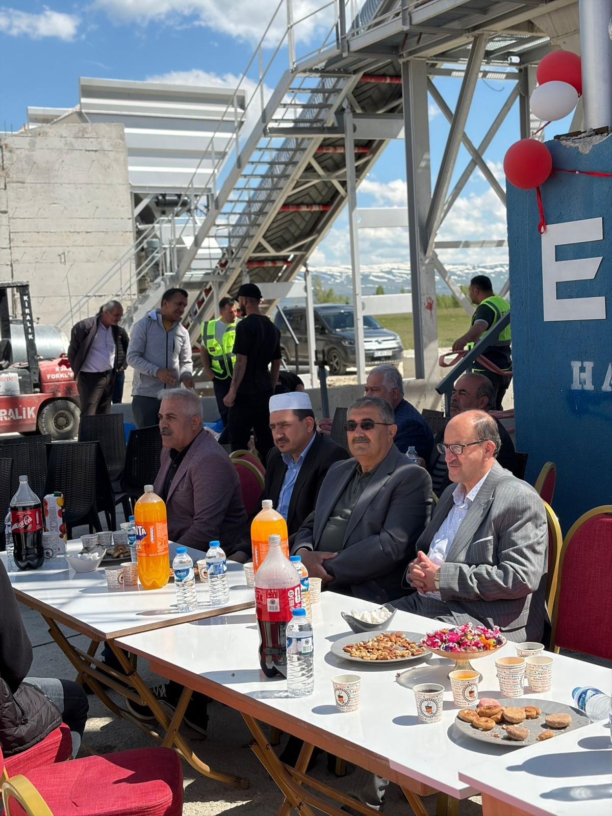Şiyar Bahtiyar Eren’den Hınıs’a Değer Katan Dev Yatırım.. Endo Hazır Beton Santrali'nin Açılışı Yapıldı