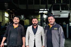 Sanayi Sitesi Esnaflarından Emre Akdoğan'a Büyük Destek..