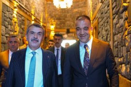 Bakan Tekin'den MHP İl Başkanı Yurdagül'e Ziyaret