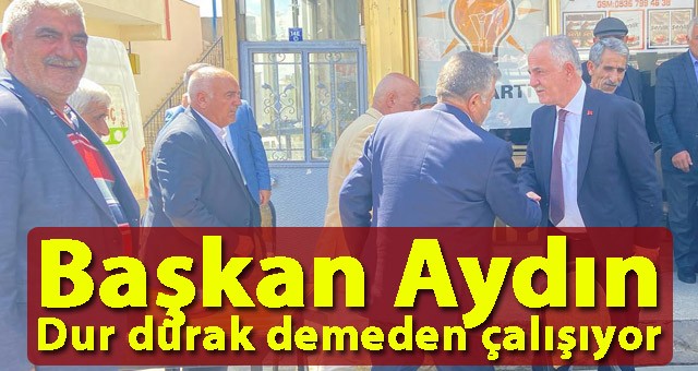 Horasan'ın Efsane Belediye Başkanı Abdulkadir Aydın, Sıkmadık El Bırakmıyor