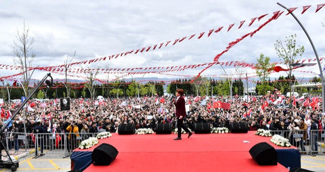 İYİ PARTİ GENEL BAŞKANI MERAL AKŞENER KOCAELİDE VATANDAŞLARA SESLENDİ;  ‘’İNSANIN EVİNDE OLMASI KADAR GÜZEL BİR ŞEY YOKTUR’’