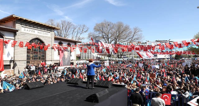 İYİ PARTİ GENEL BAŞKANI MERAL AKŞENER;  ’’EĞER BEN PKK’LIYSAM DERHÂL BENİ TUTUKLAYIN. DERHÂL TUTUKLAYIN NE İŞE YARIYORSUNUZ?’’