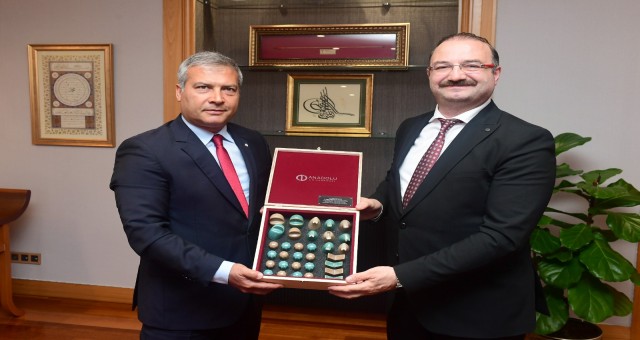 Rektör Hacımüftüoğlu'ndan Rektör Adıgüzel’e Hayırlı Olsun Ziyareti
