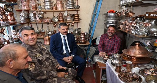 Vali Çiftçi'den Bakırcılar ve Kalaycılar Çarşısı'na Ziyaret